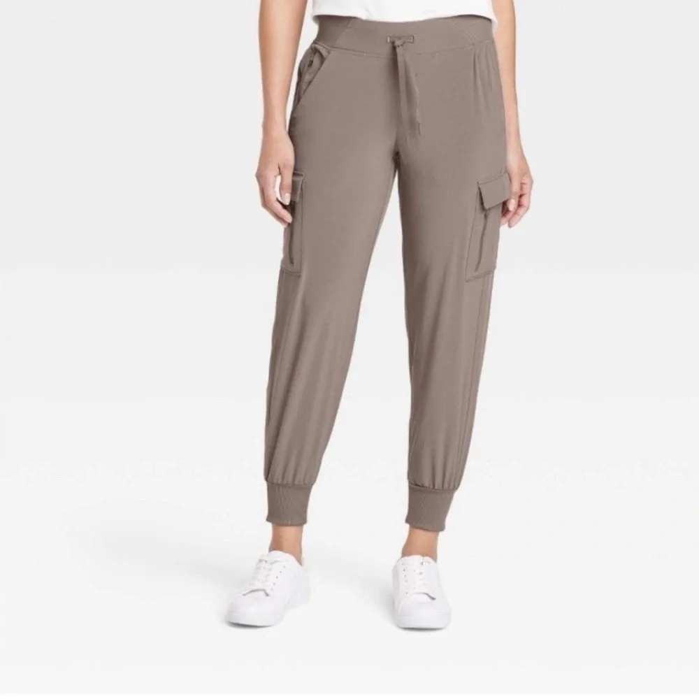 All In Motion Womens Cargo Joggers Taupe Brown Hiking Pants XS